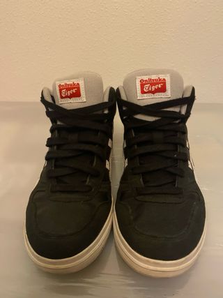 Zapatillas Onitsuka Tiger Negras y Blancas