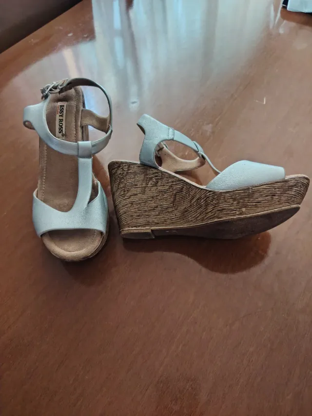 Sandalias cuña Jessy Ross plateadas