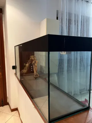 Struttura cristallo 1cm teca/acquario