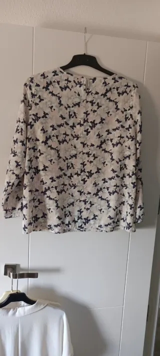 Blusa Cortefiel Mariposas