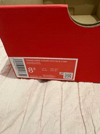 Nike Court Royale 2NN Mujer Talla 40 Blancas