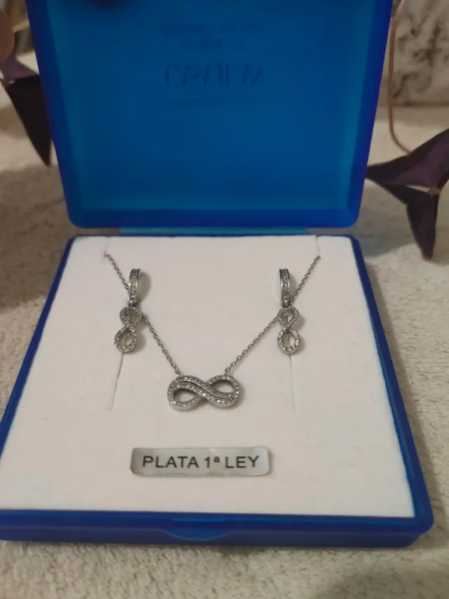 Conjunto de plata infinito - Plata de ley
