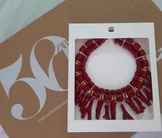 Collar doble. De ZARA. De esta temporada. Nuevo si