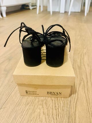 Sandalias Bryan Stepwise Piel Ante Negras Talla 39