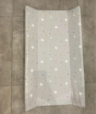 Fasciatoio per cambio neonato con nuvole
