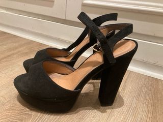 Zapatos de Tacón Antelina Negros