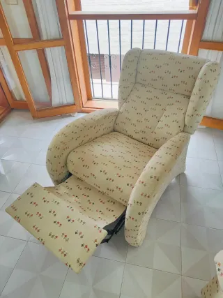 Set divano e 2 poltrone in tessuto beige