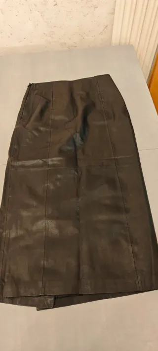 Falda Scalper Piel Negra Larga Ajustada Talla S