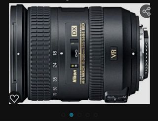 Objetivo Nikon AF-S DX VR 18-200mm