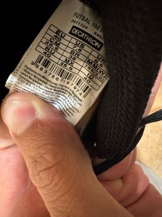 Zapatillas fútbol sala Decathlon negras