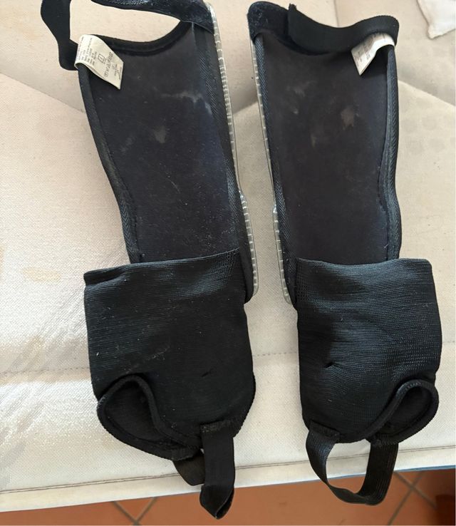 Espinilleras Fútbol Sport Zone Talla M