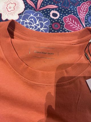 Camiseta Calvin Klein Jeans Naranja Talla L