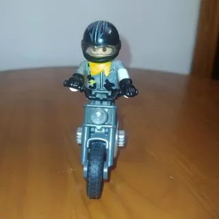 Moto Custom Playmobil con motorista