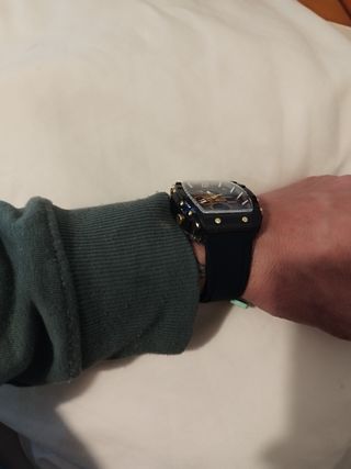 Reloj Negro y Dorado Hombre