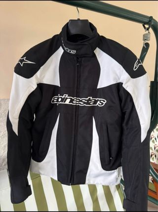 Chaqueta Moto Alpinestars Negra y Blanca