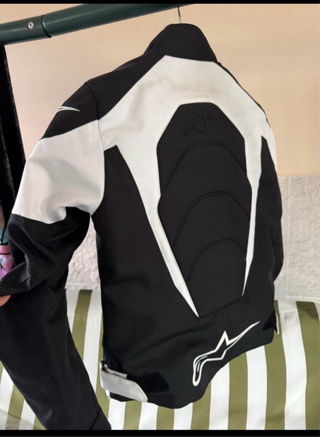 Chaqueta Moto Alpinestars Negra y Blanca