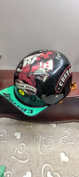 Casco Custom Build con diavolo