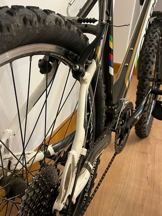 Orbea Alma colores campeona del mundo 
