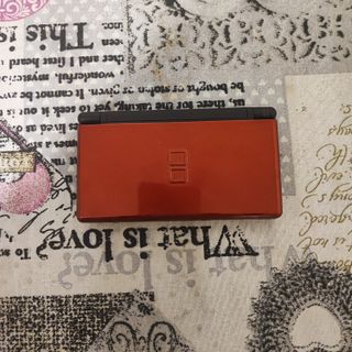 Nintendo DS Lite Crimson Red + Cartucho multijuego