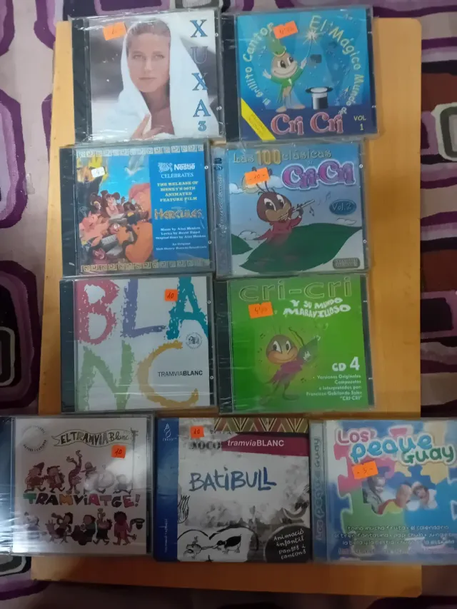 Set di 9 CD per bambini Cri Cri Cri, Tramvia Blanc, X