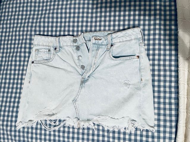 Falda vaquera mini efecto roto