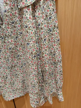 Blusa romántica floral talla 38