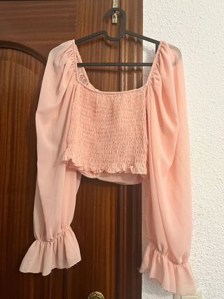 Blusa corta rosa manga larga
