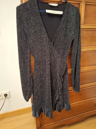 Vestido fiesta lentejuelas Pull and Bear