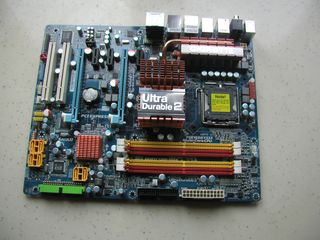 Placa Base Gigabyte GA-X48-DS4