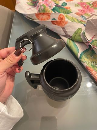 Taza Negra Forma Granada con tapa