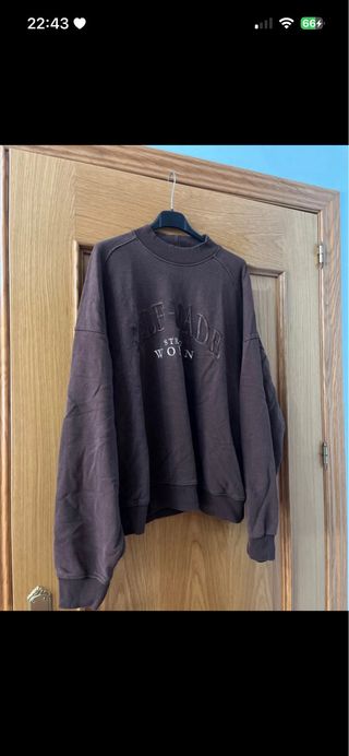 Sudadera Pull&Bear marrón