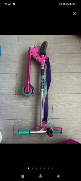 Patinete infantil rosa y turquesa