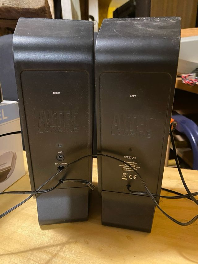 Lote 3 Electrónica: Altec, CAD, Kneissel