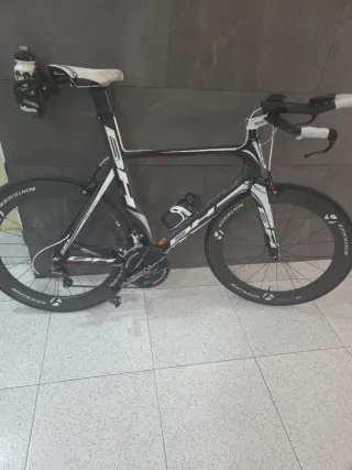 Bicicleta BH Contrarreloj Carbono
Ta