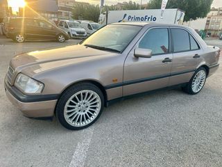 Mercedes C180 1994 Marrón