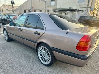 Mercedes C180 1994 Marrón