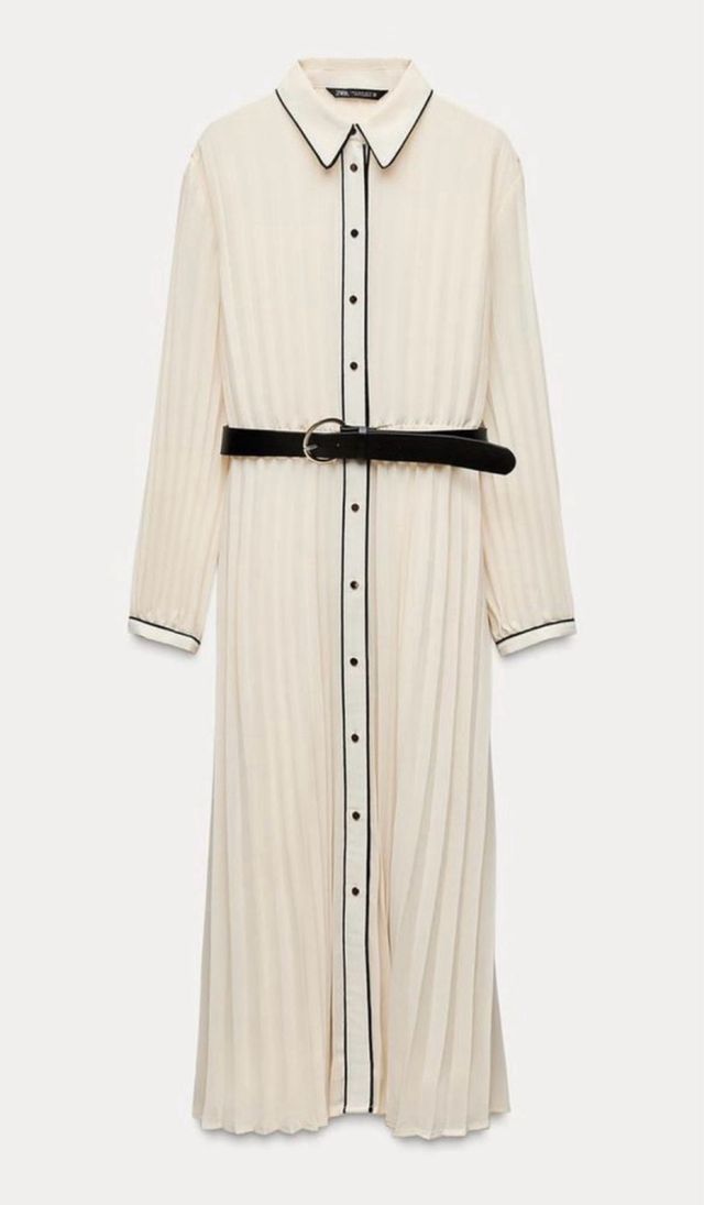 Vestido plisado cinturón
