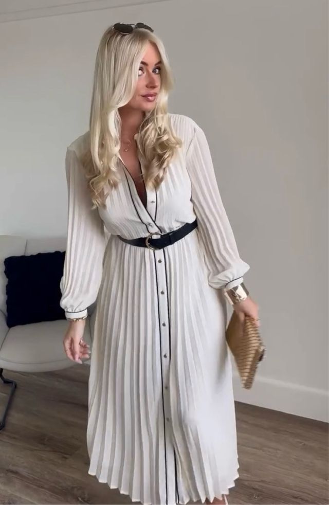 Vestido plisado cinturón