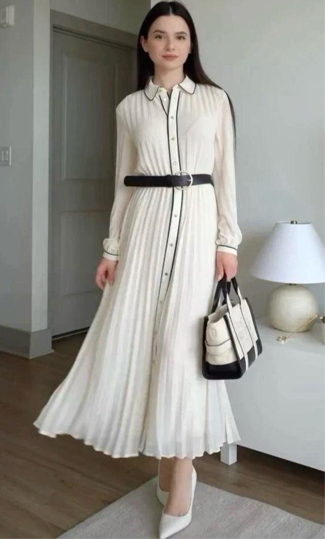 Vestido plisado cinturón