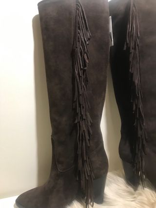 Botas altas con flecos marrones