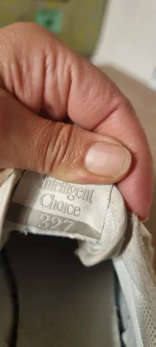 Zapatillas New Balance 327 Beige/Blanco