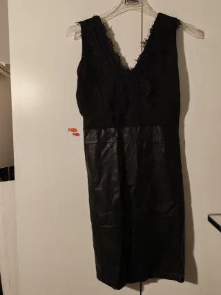 Vestito pizzo e pelle nero
