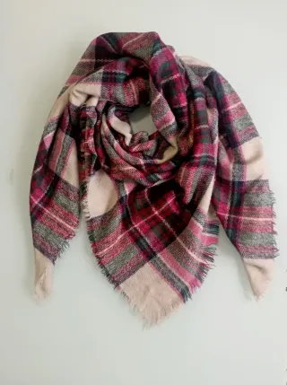 Bufanda de cuadros beige y rosa