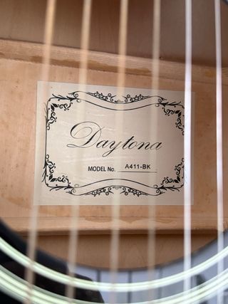 Guitarra Acústica Negra