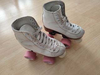 Patines blancos para niña