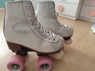 Patines blancos para niña