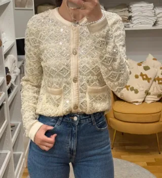 Chaqueta perlas y lentejuelas