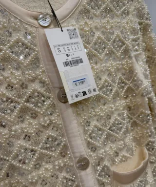 Chaqueta perlas y lentejuelas