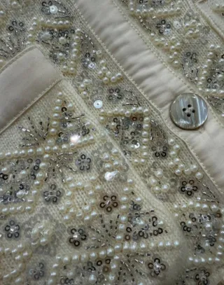 Chaqueta perlas y lentejuelas