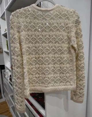 Chaqueta perlas y lentejuelas